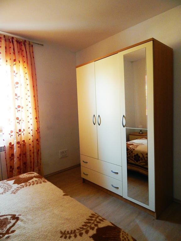 Apartment Karmen Poreč Exterior foto